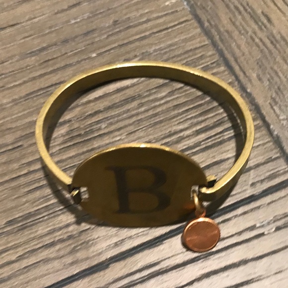 Top Shelf Brass Initial bracelet - Picture 2 of 2